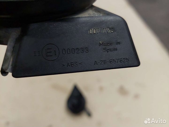 Звуковой сигнал Mercedes-Benz S-Class W220