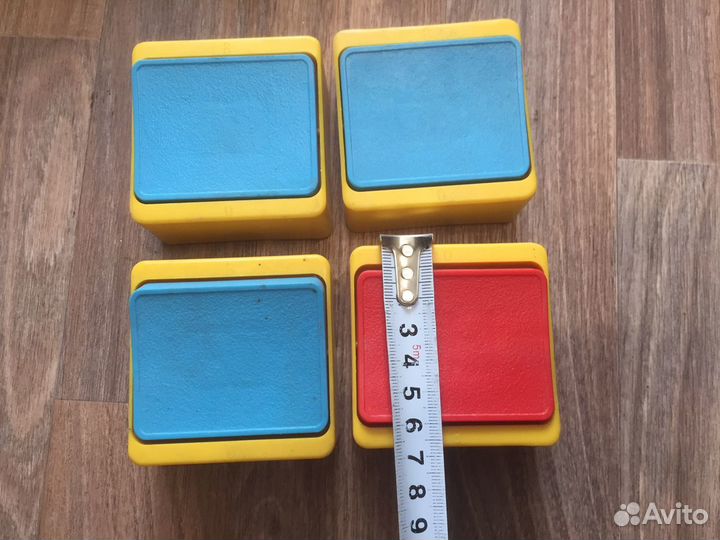 Розетки и выключатели СССР цветные ретро