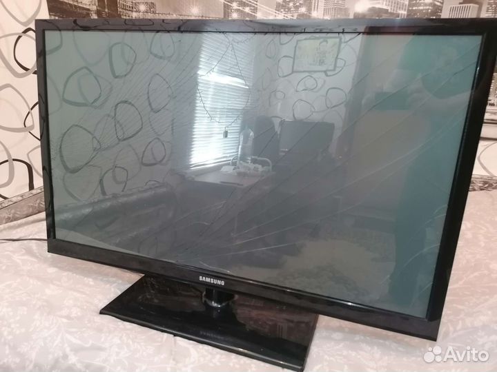 Телевизор Samsung ps43d450a2w