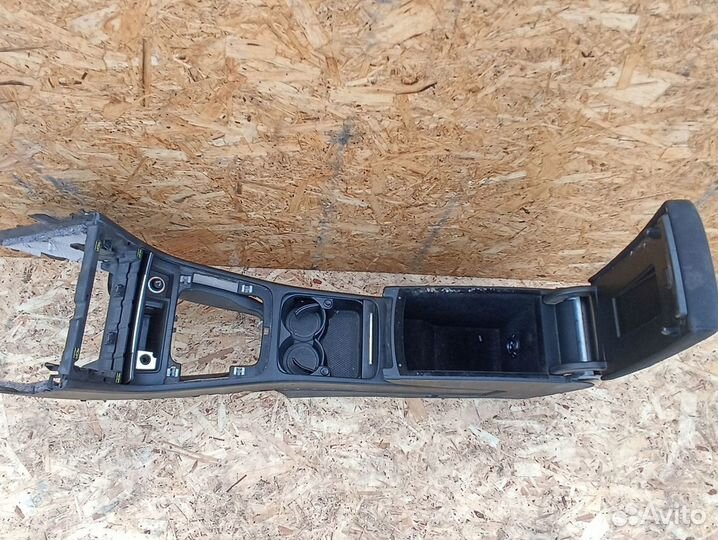 Центральная консоль Volkswagen Passat B6