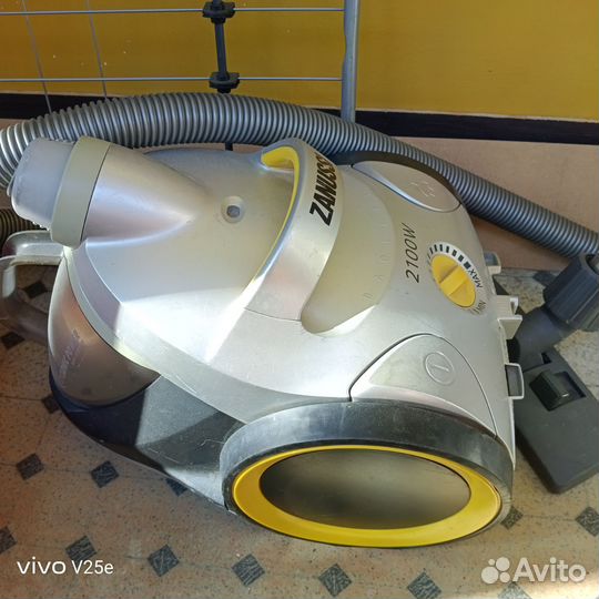 Пылесос zanussi