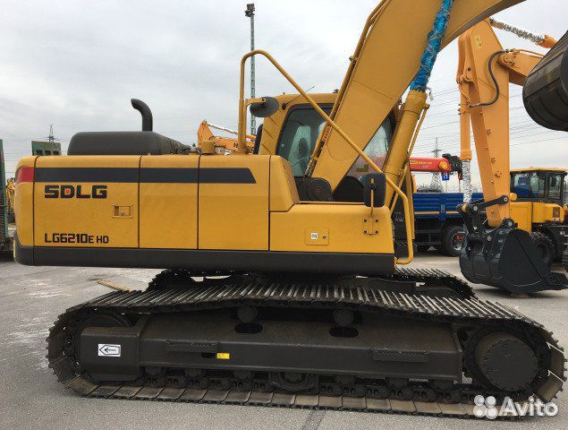 Sdlg LG 6210 Е cтекло кузовное правое возле стрелы