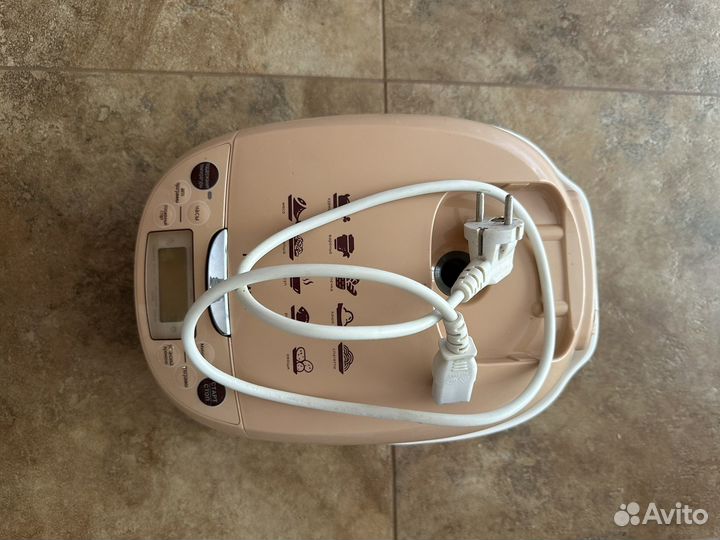 Мультиварка на запчасти maxwell mw-3801bn