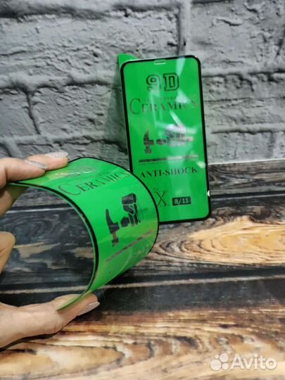 Защитное стекло iPhone XR/11 керамическое