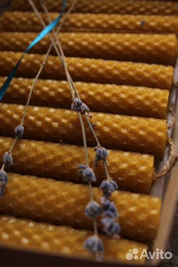 Медовая восковая свеча