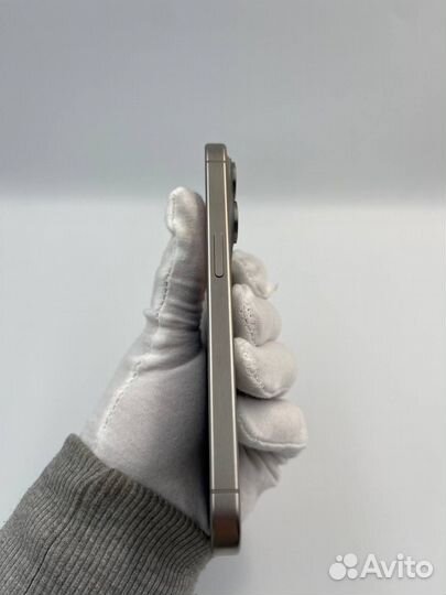 iPhone 15 Pro, 128 ГБ