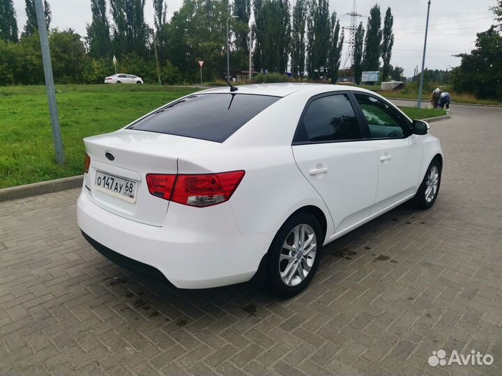 Kia Cerato, 2011