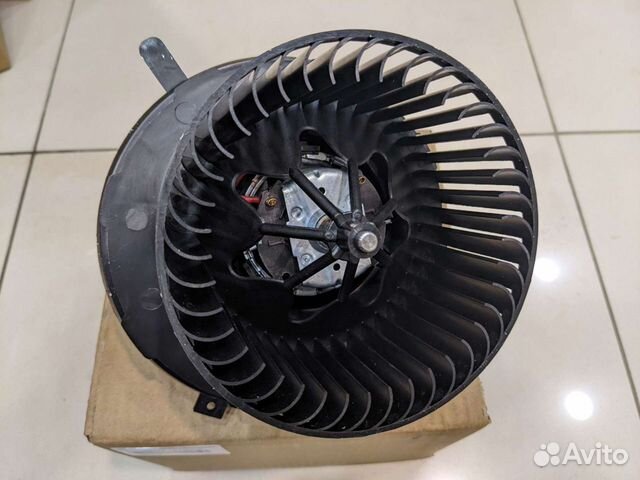 Мотор отопителя skoda octavia /VW tiguan / audi A3