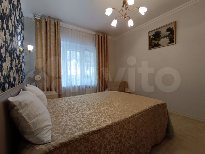 2-к. квартира, 42 м², 1/6 эт.