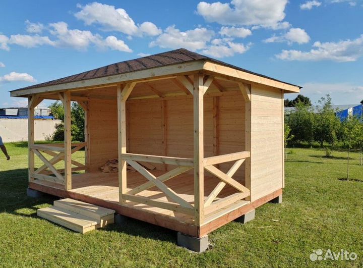 Беседка из дерева