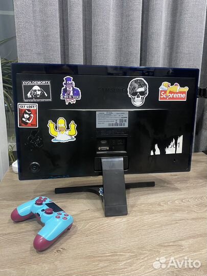 Монитор Samsung 22 дюйма