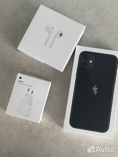 Телефон iPhone 11 / отличное состояние