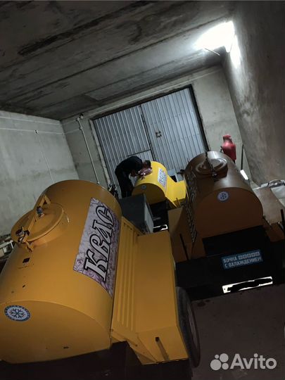 Прицеп бочка с кондиционером для кваса, молока