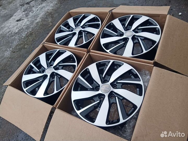 Диск колеса литой R16 Skoda Octavia (комплектом*4)