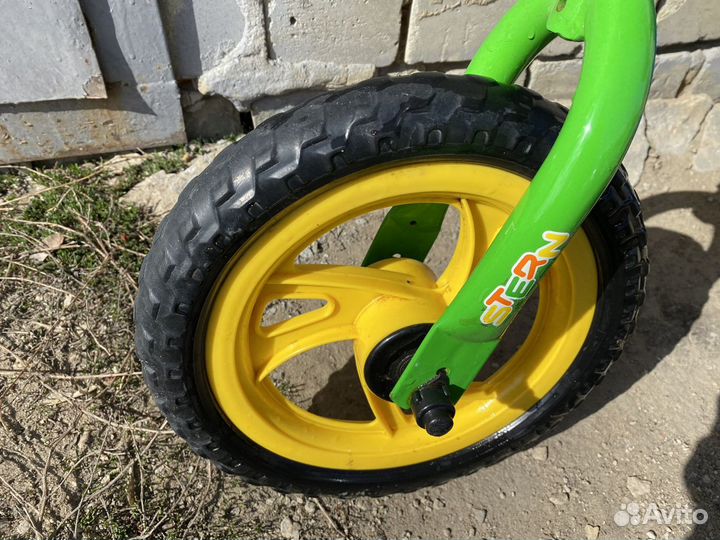 Беговел Stern Kidster 12