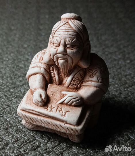 Нэцкэ. Цена за 2 шт