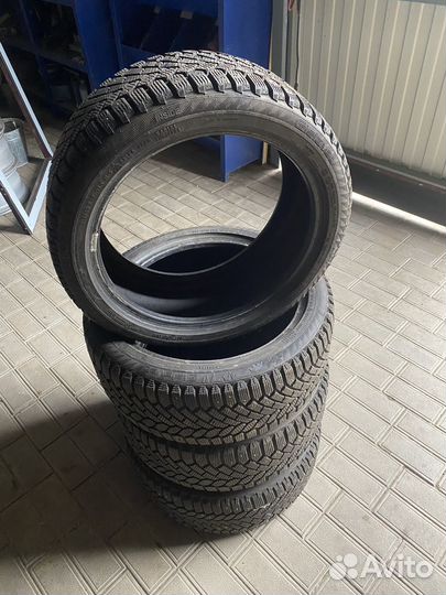 Gislaved Nord Frost 200 SUV 215/45 R17