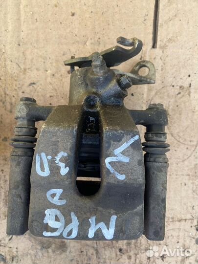 Суппорт задний правый Renault Megane 3