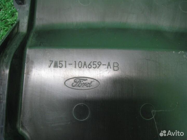 Крышка аккумулятора Ford Focus 2 (CB4) 2008