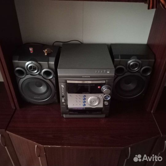 Музыкальный центр samsung