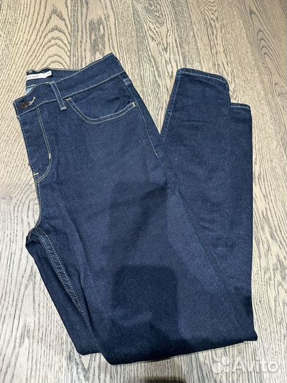 Женские узкие джинсы Levis 710 28р-р