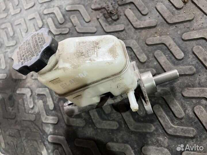 Главный тормозной цилиндр Hyundai Elantra HD