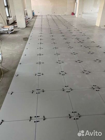 Укладка керамогранита,Стяжка пола