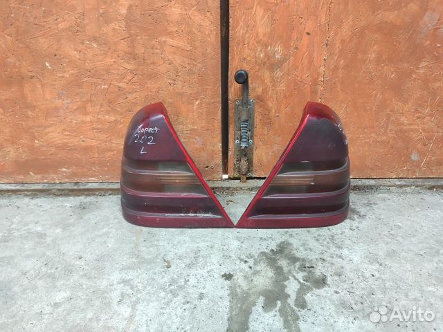 Задние фонари Mercedes w202