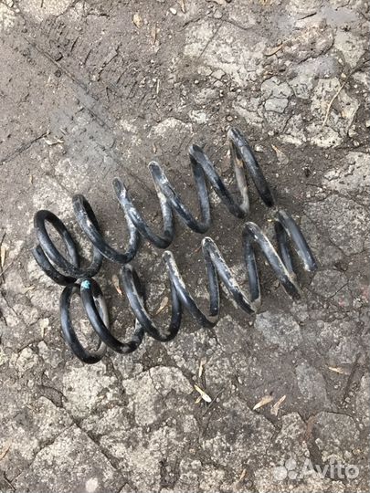 Infiniti fx35 fx45 пружины задние