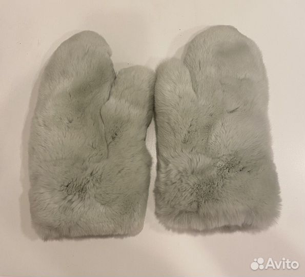 Варежки из кролика