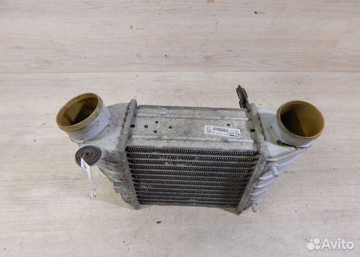 Интеркулер Audi tt8n