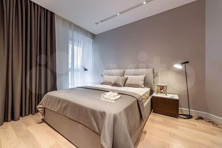 4-к. квартира, 160 м², 4/8 эт.