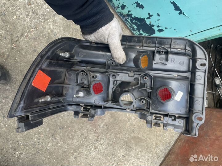 Фонарь задн внешн правый corolla '92-94