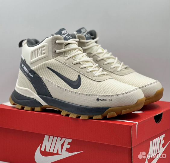 Nike Rivah Gore-Tex Beige