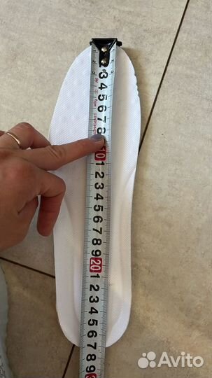 Кроссовки новые