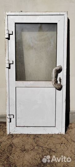 Дверь входная алюминиевая