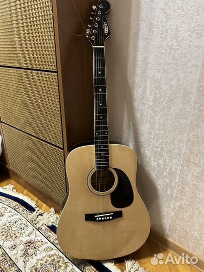 Акустическая гитара