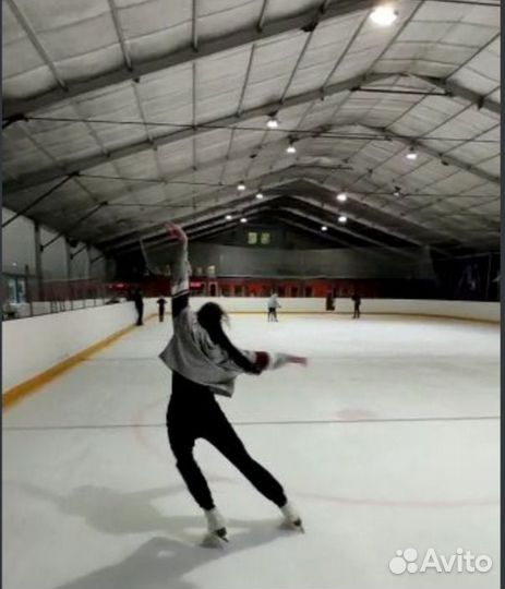 Тренер по фигурному катанию(для детей и взрослых)