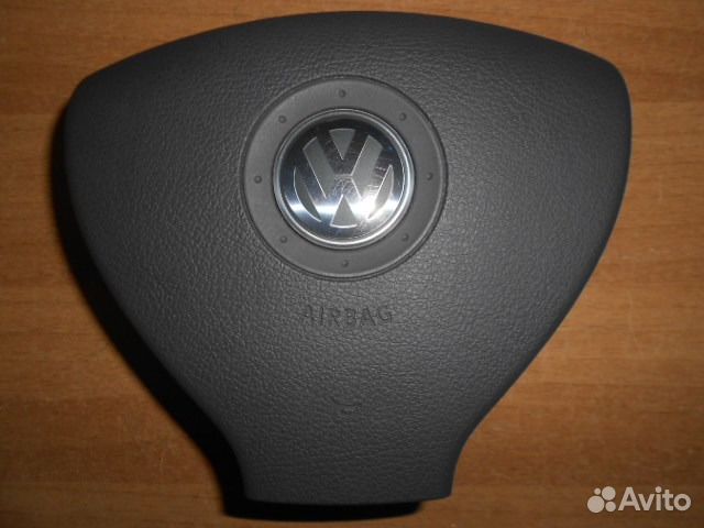 Крышка подушка безопасности водителя VW b6