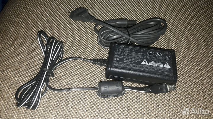 Сетевой адаптер, зарядное устройство sony AC- L15