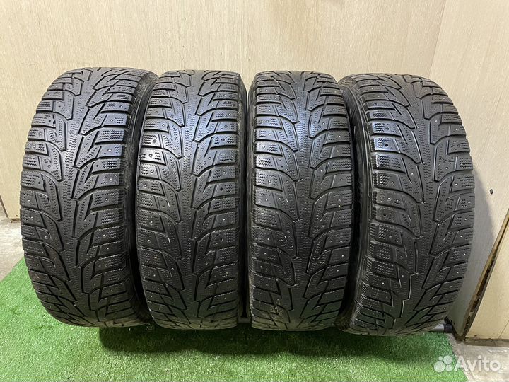Hankook Winter I'Pike RS W419 215/65 R16