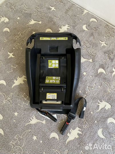 База Maxi-Cosi isofix
