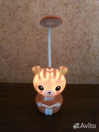 Светодиодная с аккумул. настольная лампа-ночник