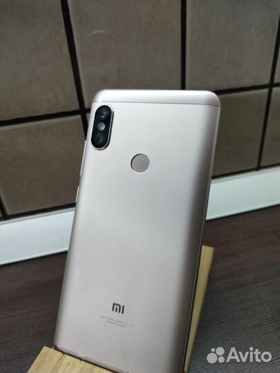 Xiaomi Redmi Note 5 Pro, 4/64 ГБ