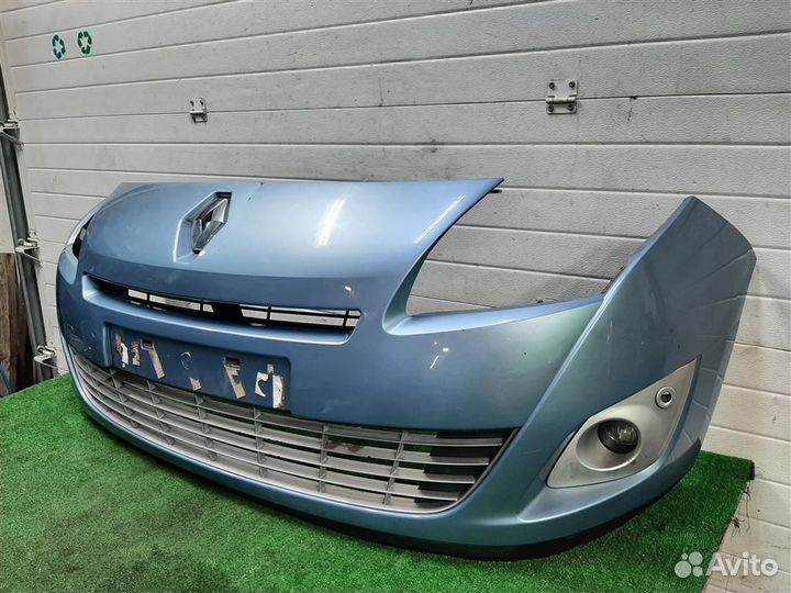 Бампер передний Renault Scenic 3 (JZ) 2009