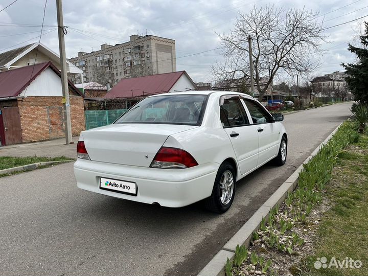 Mitsubishi Lancer Cedia 1.5 CVT, 2000, 280 000 км