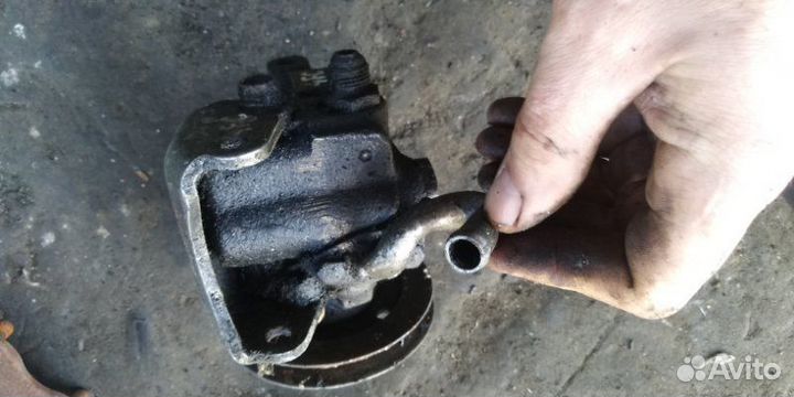 Насос гур Isuzu Elf 4FC1