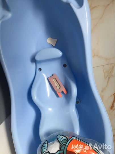 Ванночка для купания с горкой