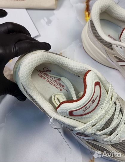 Кроссовки женские Loro Piano New Balance