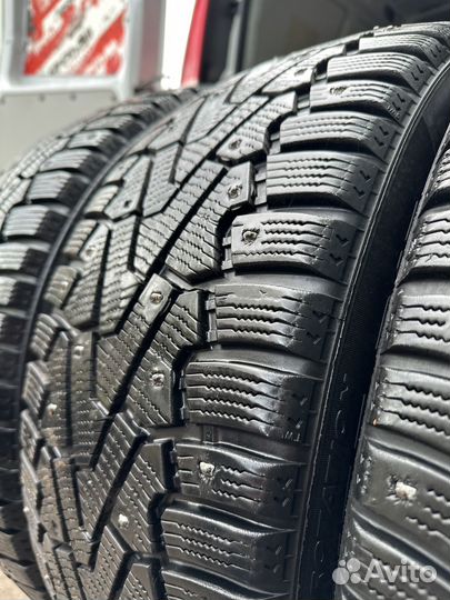 Pirelli Ice Zero 235/55 R17